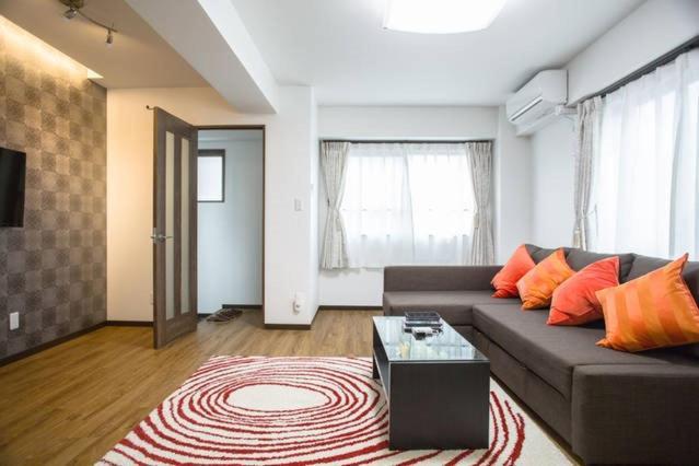Apartment ベルフレール 京都三条 *
